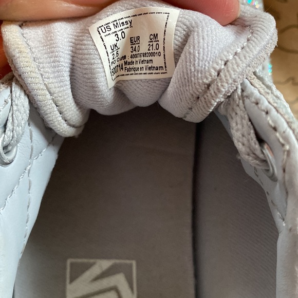 Girls Vans Size 3 - Picture 3 of 3